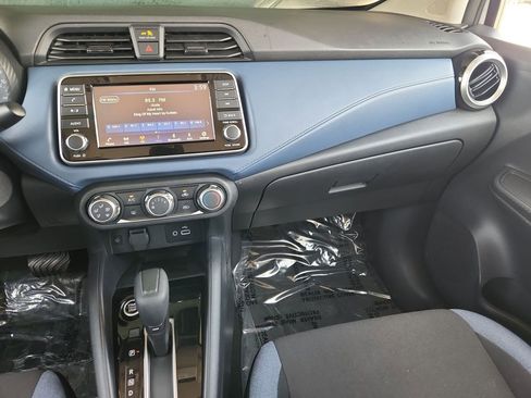 Used 2025 Nissan Versa SV image 16