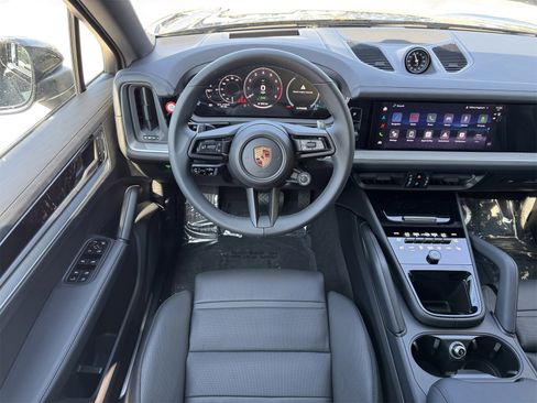 New 2026 Porsche Cayenne E-Hybrid Coupe image 16