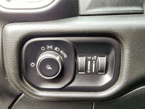 Used 2019 RAM 2500 Big Horn image 22