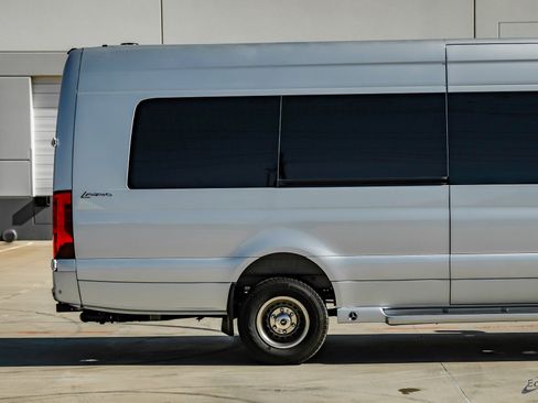 Used 2023 Mercedes-Benz Sprinter 3500 w/ Parking Package image 17