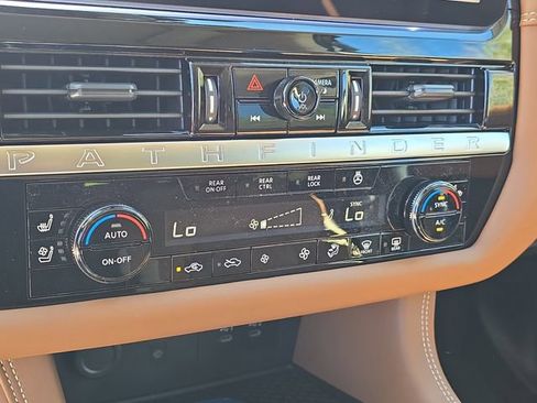 New 2026 Nissan Pathfinder Platinum w/ Cargo Package image 27