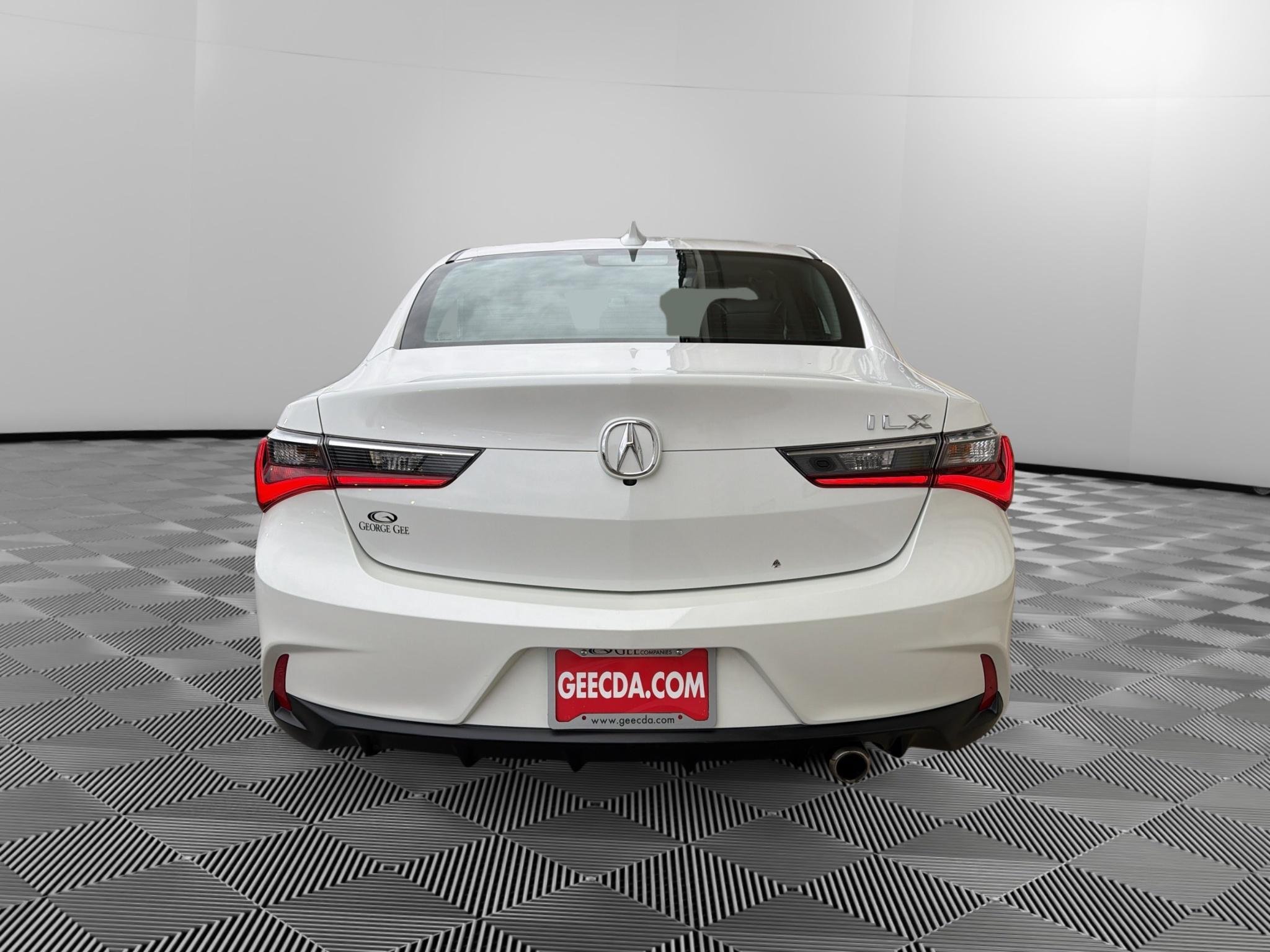 Used 2019 Acura ILX FWD image 5