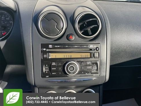 Used 2013 Nissan Rogue S image 18