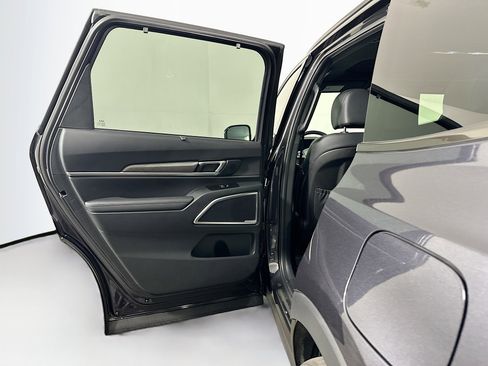 Used 2025 Kia Telluride SX X-Line AWD/4WD image 27