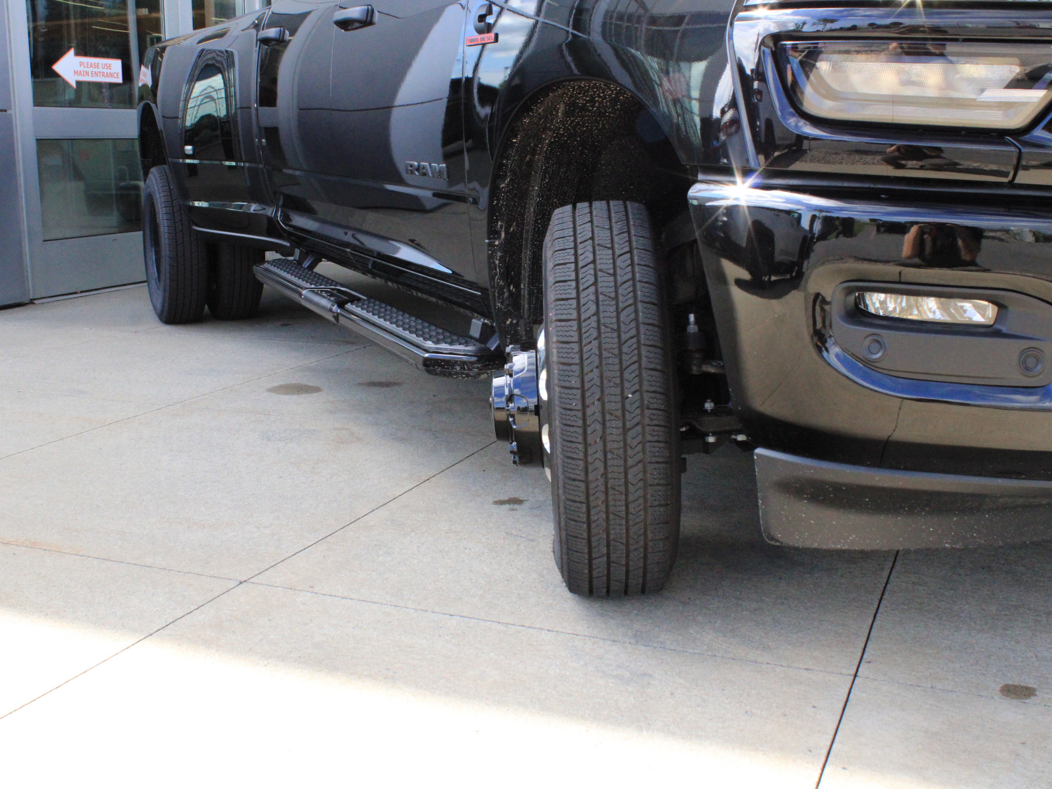 New 2027 RAM 3500 Big Horn AWD/4WD image 38