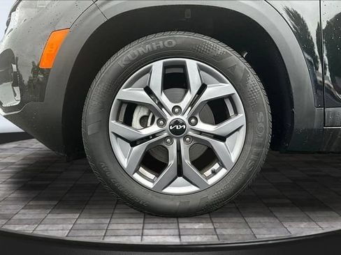 Certified 2024 Kia Seltos S FWD image 32