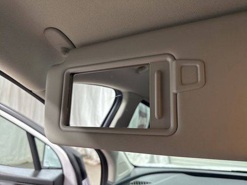 Used 2025 Kia Sportage LX image 34