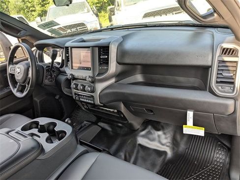 New 2024 RAM 5500 Tradesman w/ Chrome Appearance Group image 36