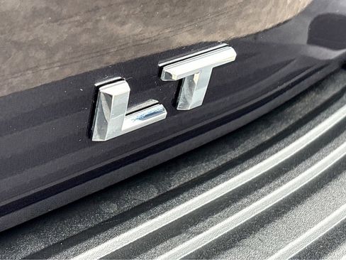 Used 2024 Chevrolet Tahoe LT image 34