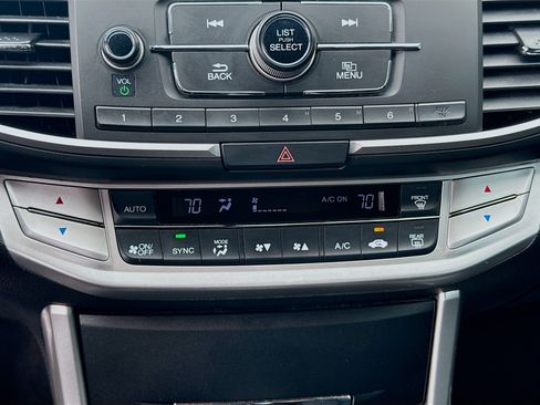 Used 2015 Honda Accord Sport image 12