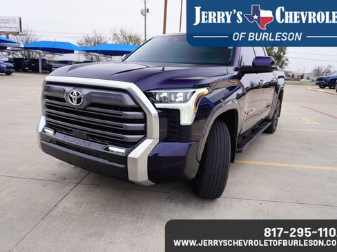 Used 2024 Toyota Tundra Limited image 2