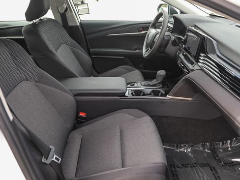 Used 2026 Toyota Camry LE w/ Convenience Package FWD image 20