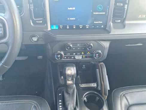 Certified 2025 Ford Bronco Badlands AWD/4WD image 14