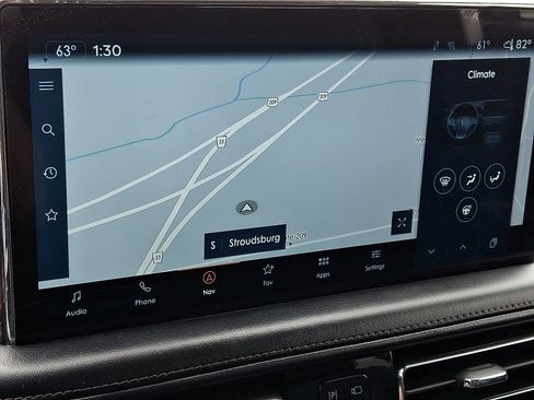 Used 2021 Lincoln Nautilus Reserve w/ Cargo Utility Package image 17