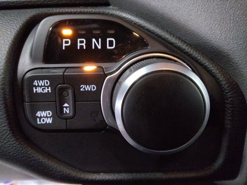 Used 2024 RAM 2500 Big Horn w/ Bed Utility Group image 17