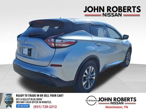Used 2016 Nissan Murano S image 16