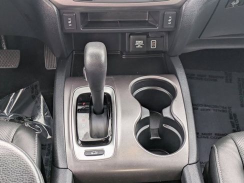 Used 2019 Honda Ridgeline RTL image 16