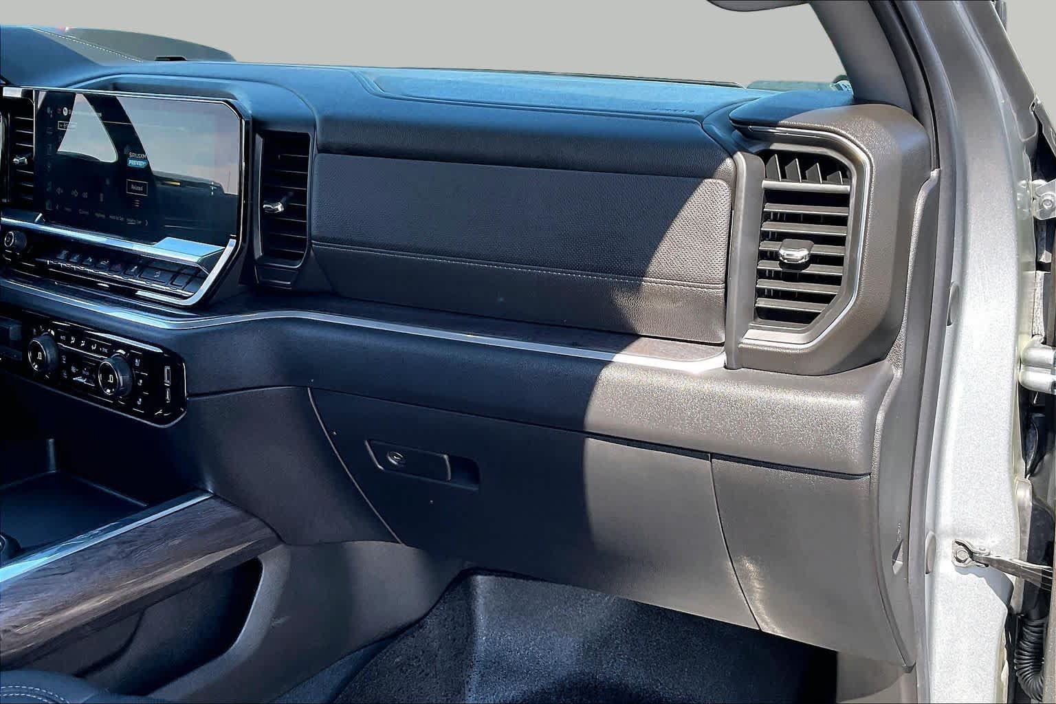 Used 2026 Chevrolet Silverado 2500 LTZ w/ Trail Boss Package AWD/4WD image 19