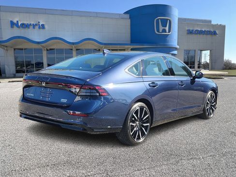 New 2025 Honda Accord Touring image 4