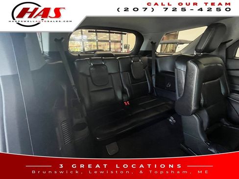 Used 2021 Ford Explorer XLT w/ Equipment Group 202A AWD/4WD image 33