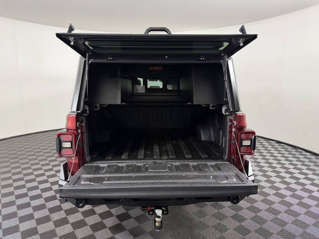 Used 2021 Jeep Gladiator Overland w/ Popular Equipment Package AWD/4WD image 10