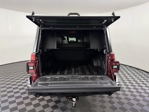 Used 2021 Jeep Gladiator Overland w/ Popular Equipment Package AWD/4WD image 10