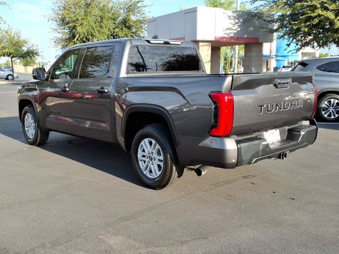 Used 2022 Toyota Tundra SR5 w/ Convenience Package RWD image 6