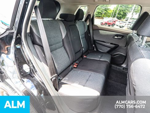 Used 2023 Nissan Rogue SV image 24