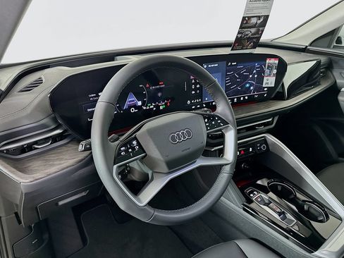 Used 2025 Audi Q5 Premium Plus AWD/4WD image 10
