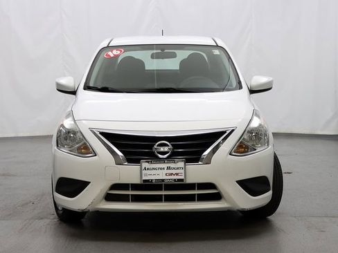 Used 2016 Nissan Versa SV image 5