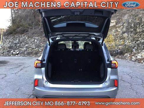 Certified 2023 Ford Escape ST-Line w/ Tech Pack #1 image 8