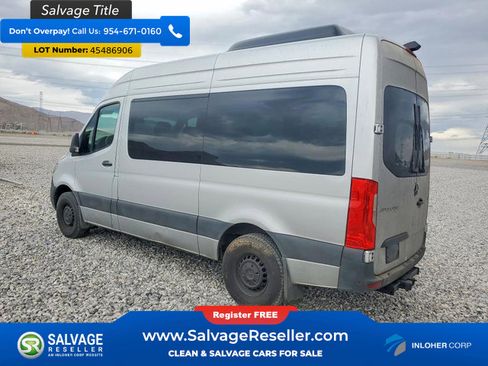 Used 2024 Mercedes-Benz Sprinter 2500 image 3