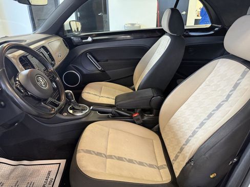 Used 2018 Volkswagen Beetle 2.0T Coast image 13