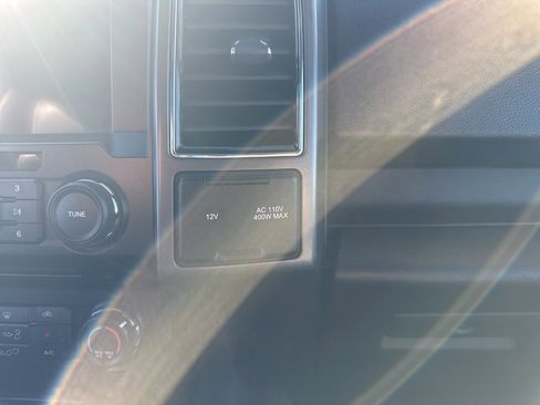 Used 2018 Ford F150 XLT w/ Equipment Group 302A Luxury image 14