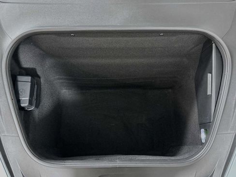 Certified 2025 Porsche 911 Carrera image 29