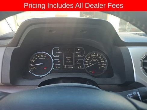 Used 2019 Toyota Tundra Limited w/ Limited Premium Package AWD/4WD image 3