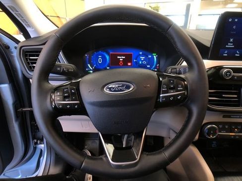 Certified 2022 Ford Escape SEL w/ Technology Package image 13