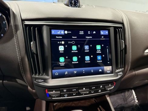 Used 2022 Maserati Levante GT image 33