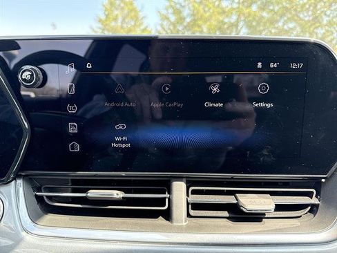 Used 2024 Chevrolet Trax LT w/ Driver Confidence Package image 19