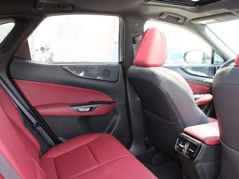 Certified 2025 Lexus NX 350 AWD w/ Accessory Package (2T) image 7