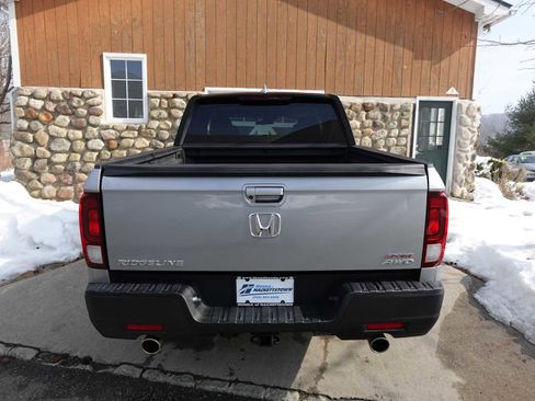 Certified 2023 Honda Ridgeline Sport image 6