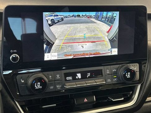 Certified 2025 Toyota Grand Highlander FWD image 25