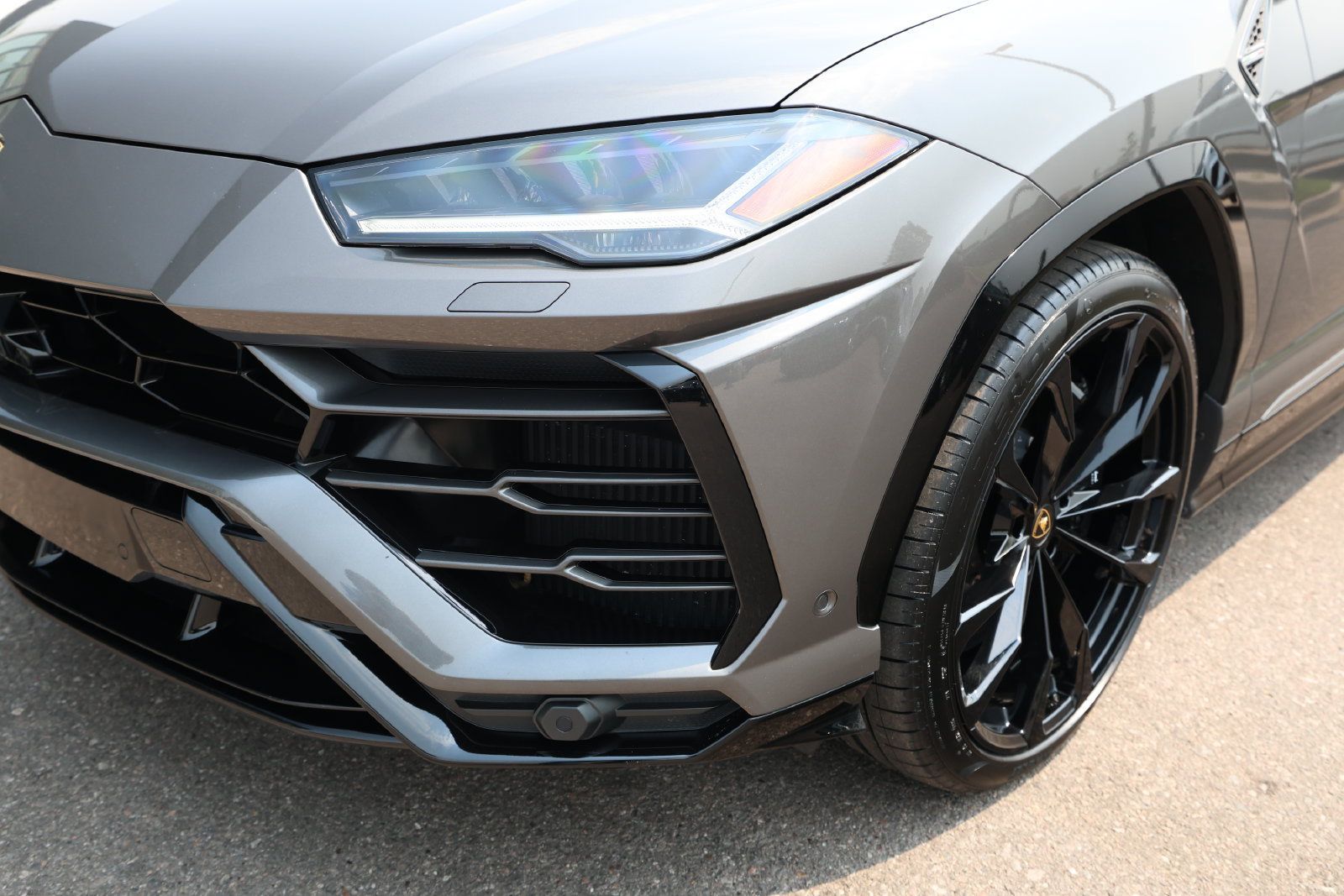 Used 2021 Lamborghini Urus AWD/4WD image 17