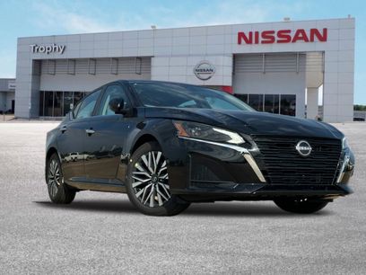 New 2025 Nissan Altima 2.5 SV