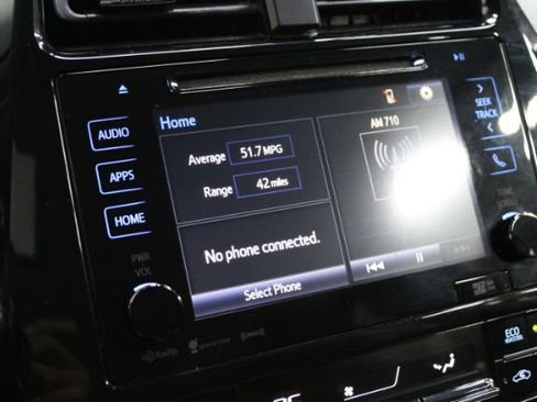 Used 2016 Toyota Prius Three image 16