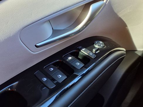 Used 2024 Hyundai Tucson Limited image 34