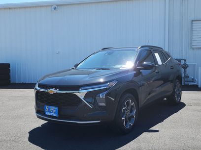 Used 2024 Chevrolet Trax LT w/ Driver Confidence Package
