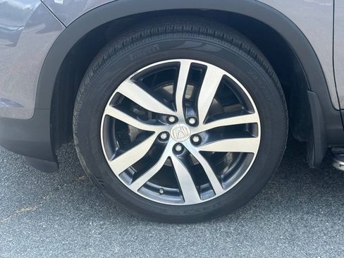 Used 2017 Honda Pilot Touring image 38