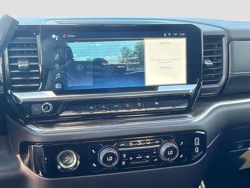 Used 2024 Chevrolet Silverado 1500 LT image 26