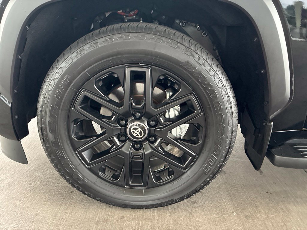 Certified 2025 Toyota Sequoia Limited w/ Tow Technology Package AWD/4WD image 10